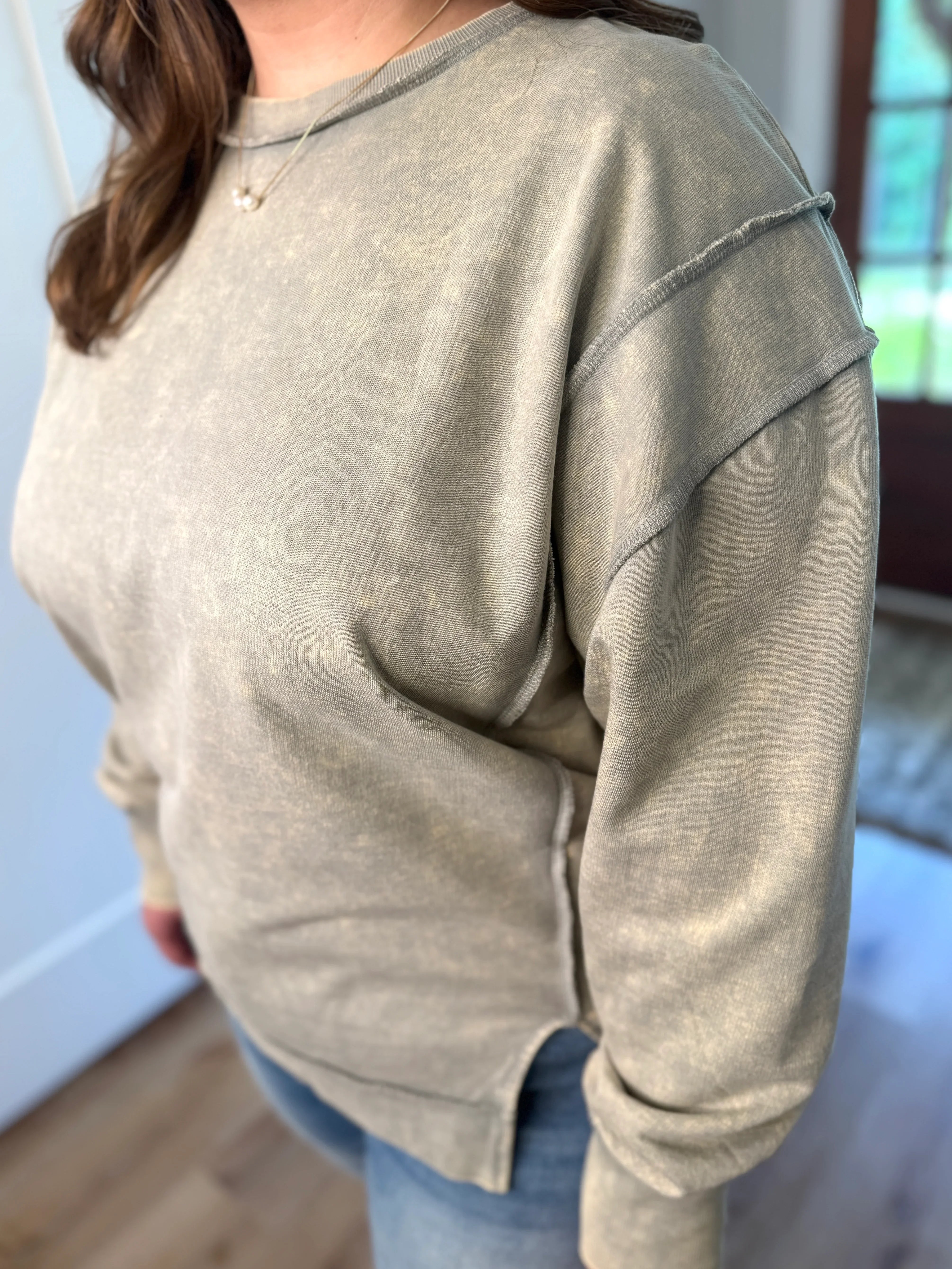 IVY Unfinished Hem Acid Sweatshirt (Sleet) (S-3X) - Sassy and Southern