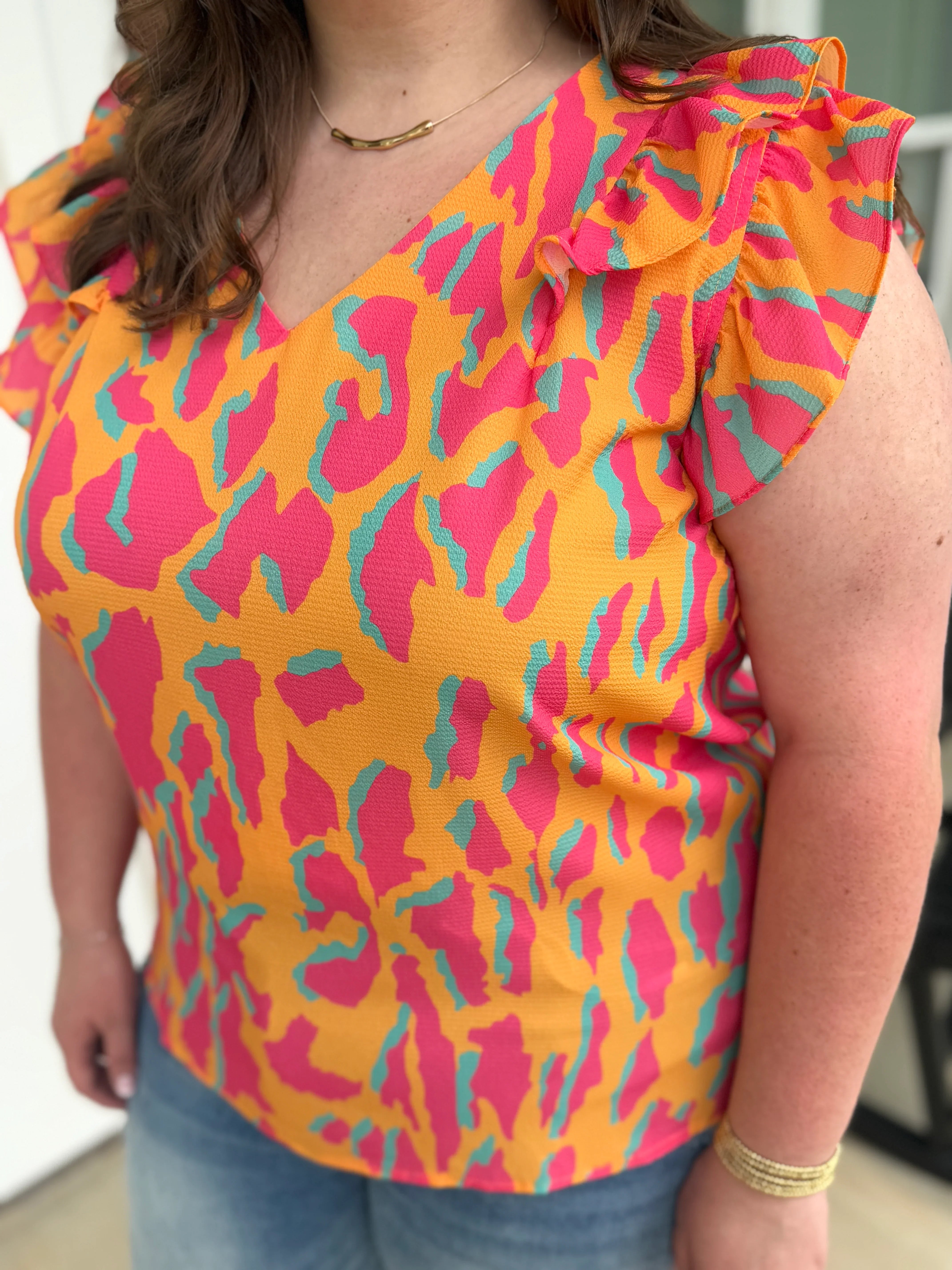 SYDNEY Abstract Print Ruffle Top (S-2X) - Sassy and Southern