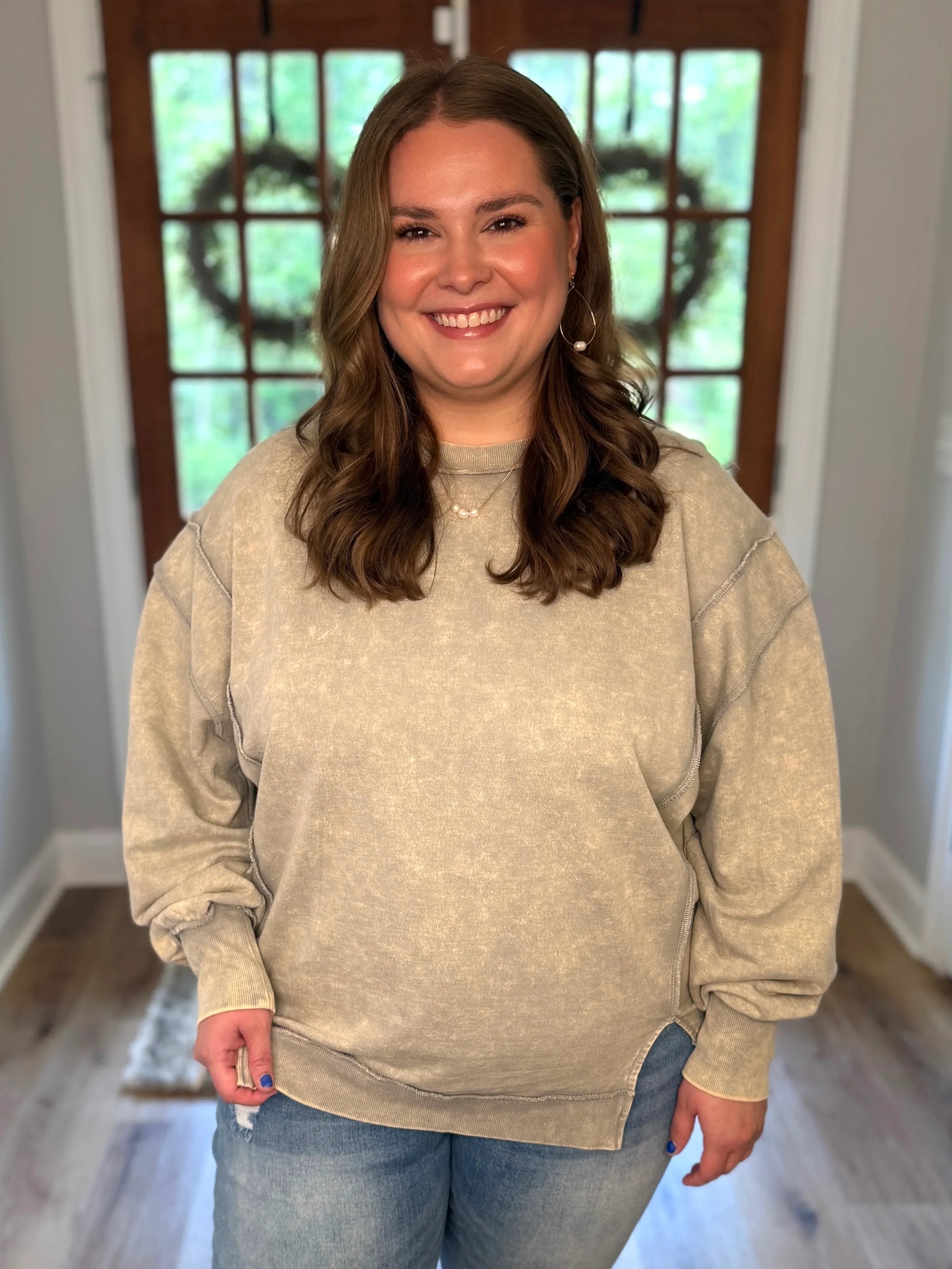 IVY Unfinished Hem Acid Sweatshirt (Sleet) (S-3X) - Sassy and Southern