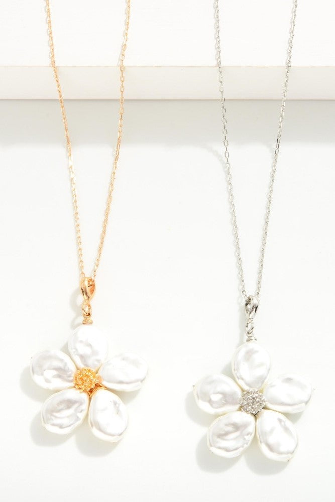Flower Pearl Necklace (Silver or Gold) - Sassy & Southern