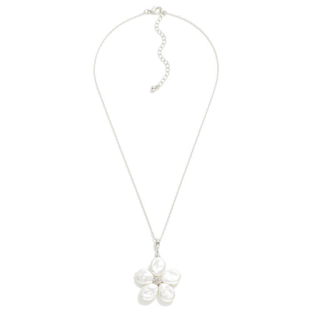 Flower Pearl Necklace (Silver or Gold) - Sassy & Southern
