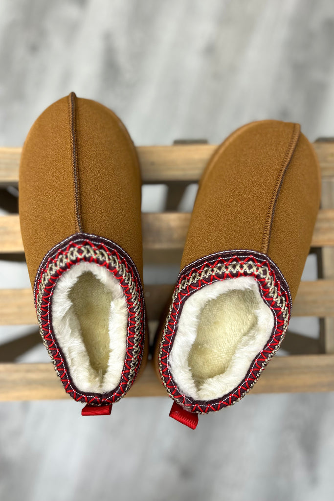 TAZEL Suede Platform Slide On Shoes (Chestnut or Black) - Sassy & Southern